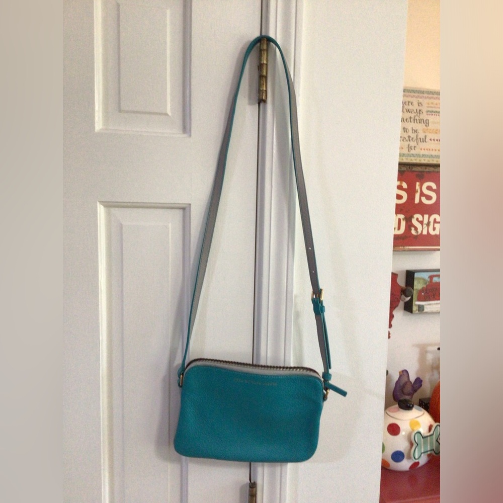Marc Jacobs cross Body Purse